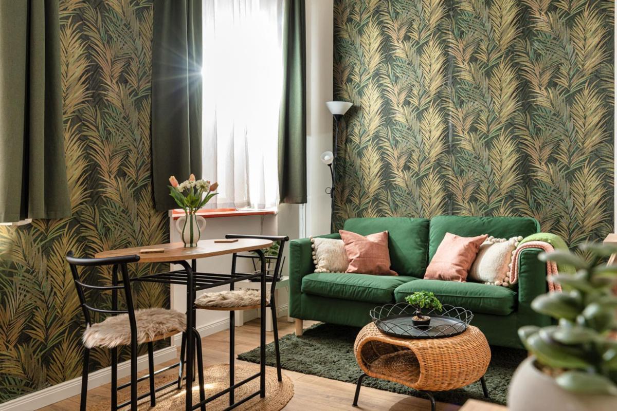 Palm Near By Heroes Square With Free Parking Budapeste