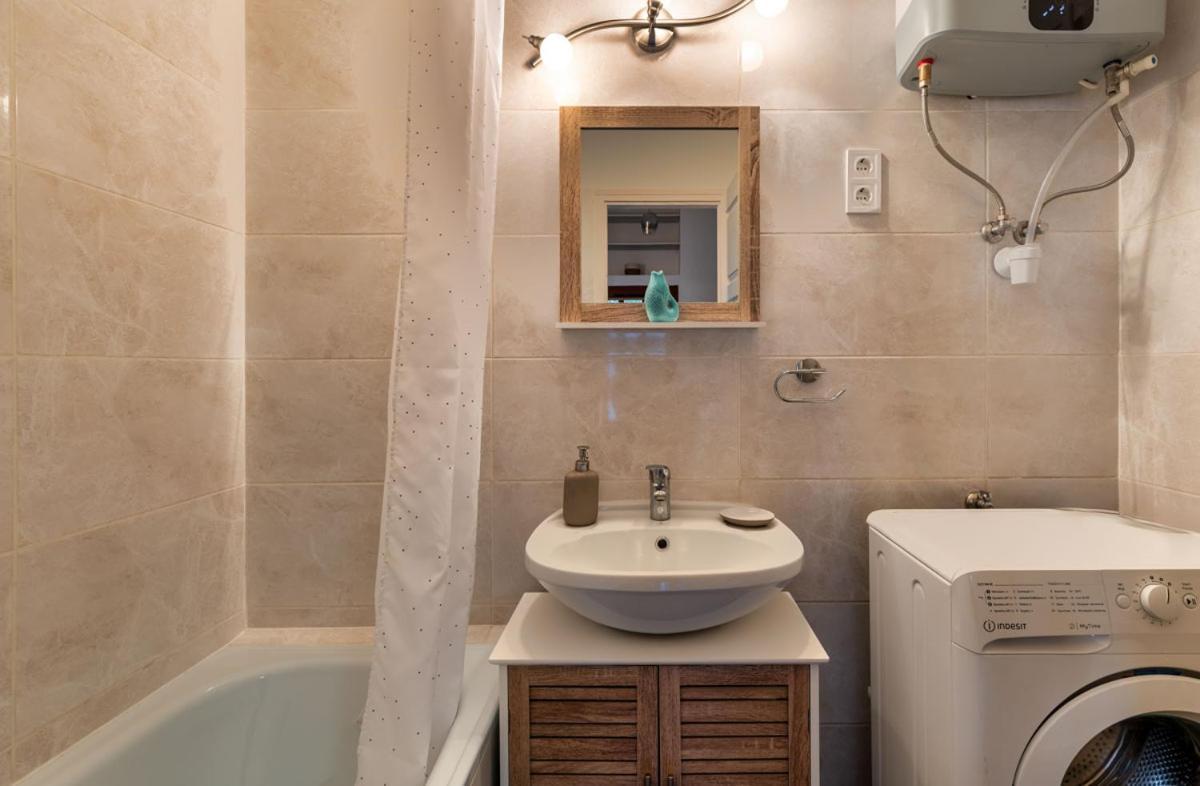Palm Near By Heroes Square With Free Parking Apartamento Budapest